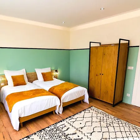 Bel Ami 01 - Turquoise&or - Moderne Chic - Centre - Accès Jardin - Clim - Wifi - Parking - Localisation Idéale