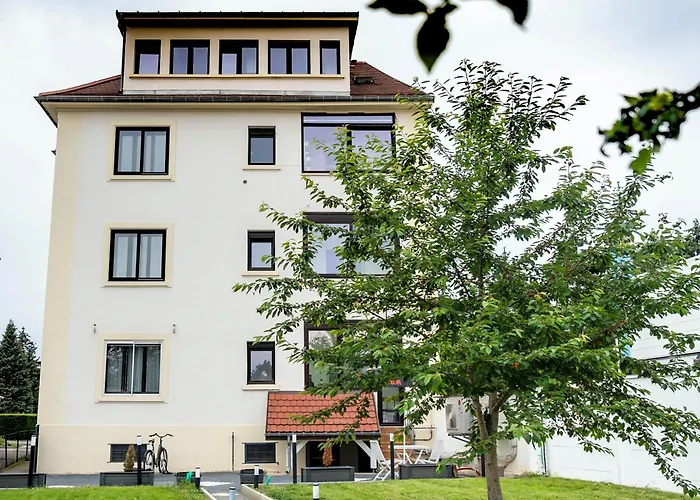 Lägenhet Bel Ami 02 - Turquoise & Or - Moderne Chic - Centre - Acces Jardin - Clim - Wifi - Parking - Localisation Ideale